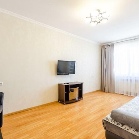 Artal Apartment On Obolonskaya Square 3 เคียฟ ภายนอก รูปภาพ