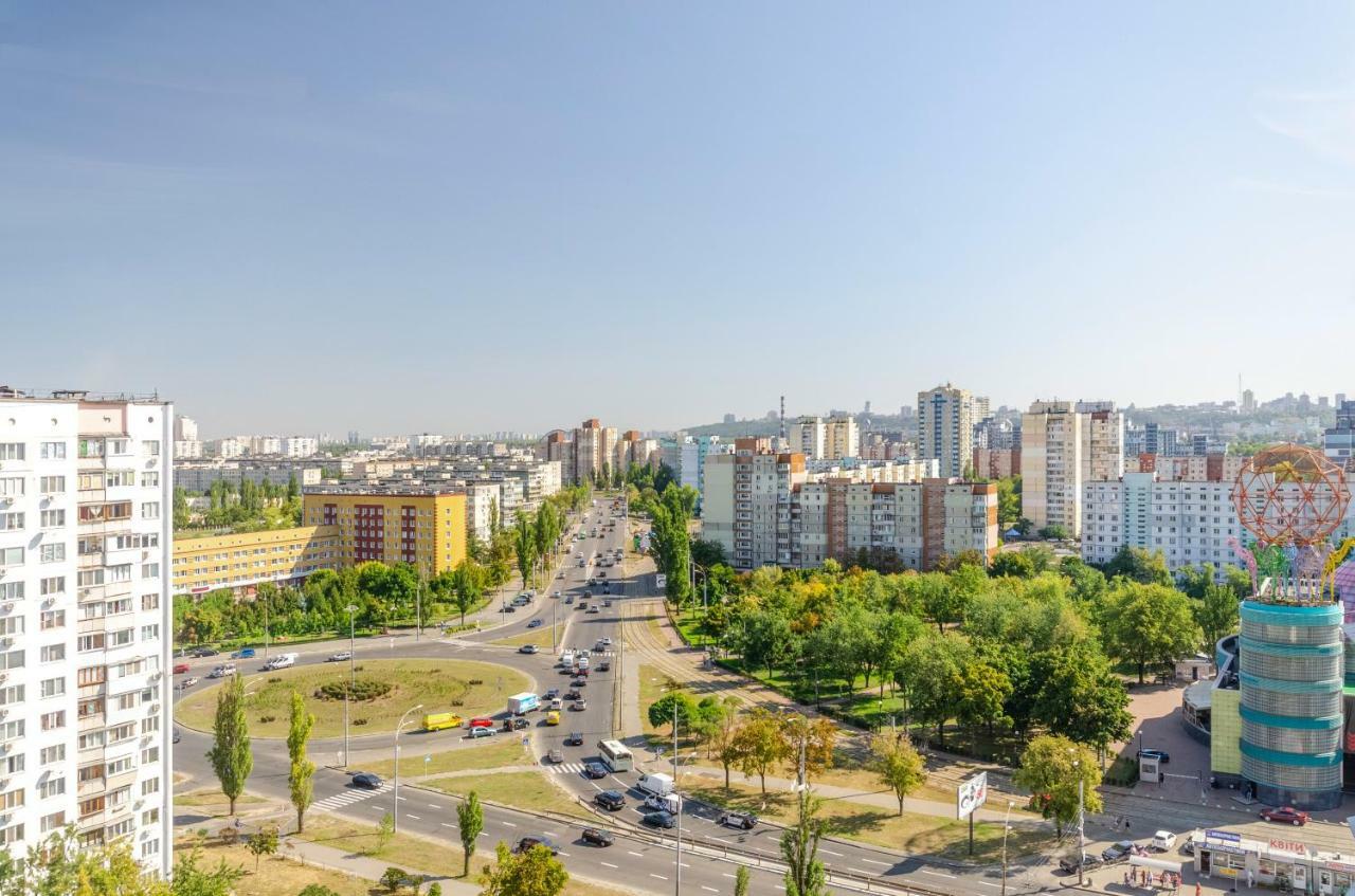 Artal Apartment On Obolonskaya Square 3 เคียฟ ภายนอก รูปภาพ