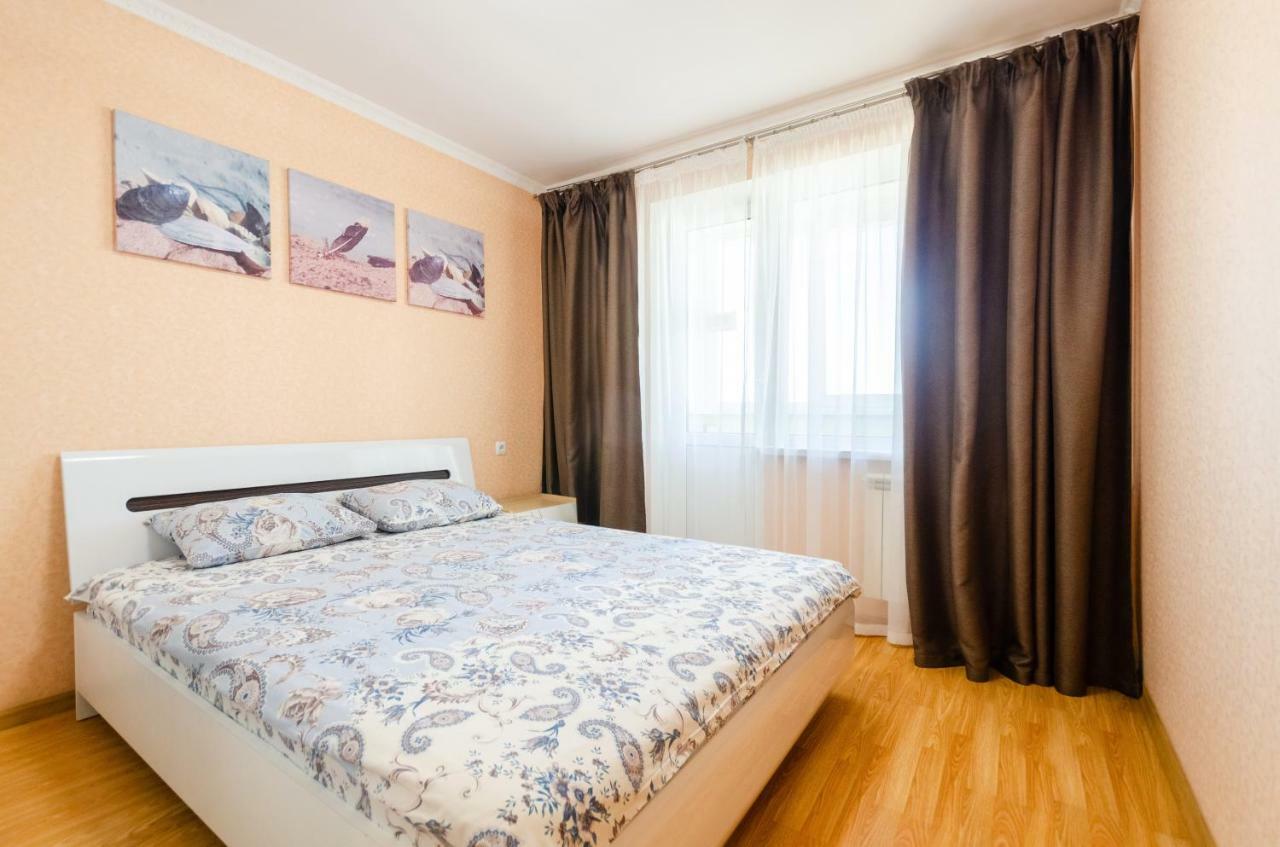 Artal Apartment On Obolonskaya Square 3 เคียฟ ภายนอก รูปภาพ