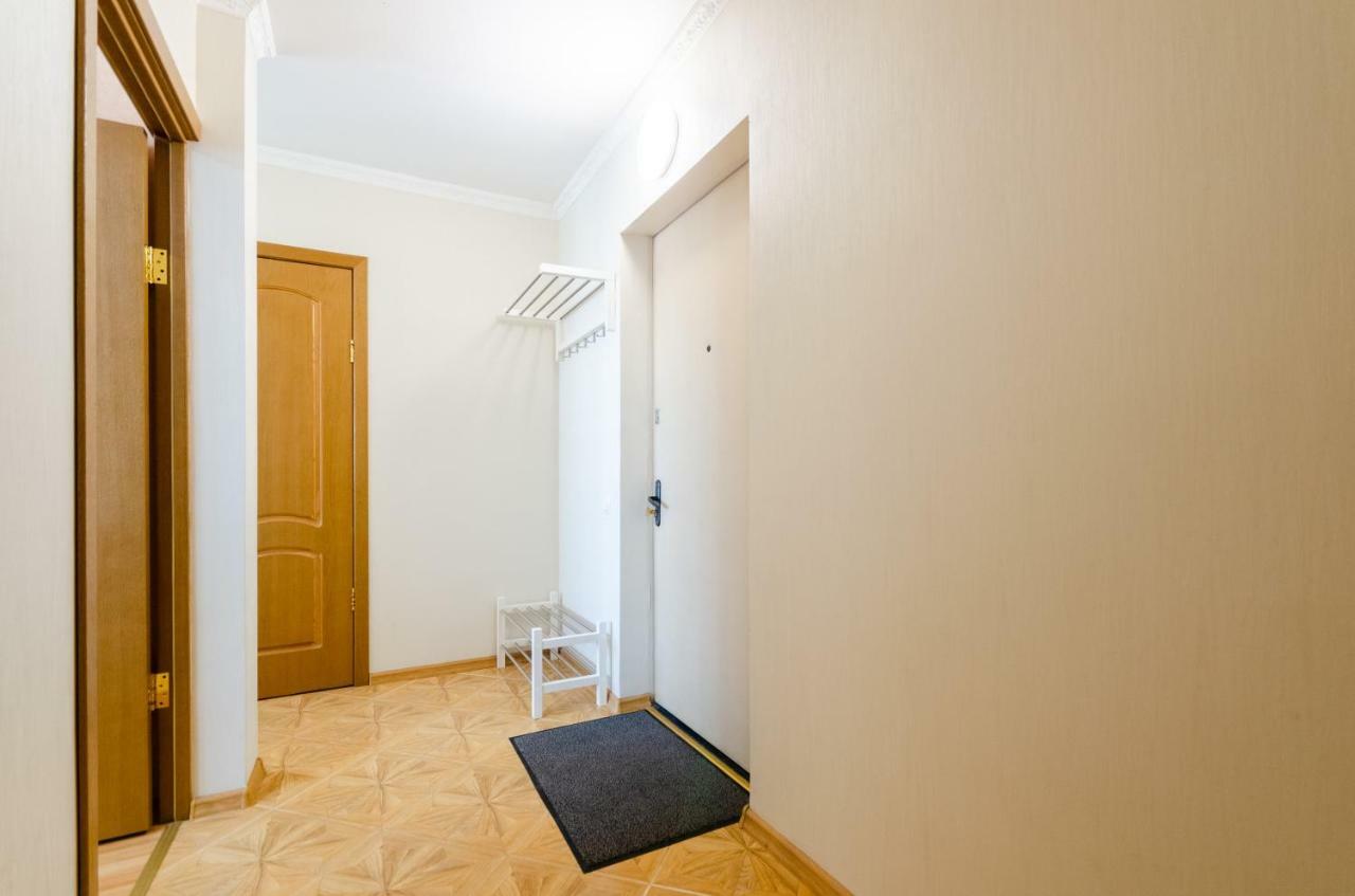 Artal Apartment On Obolonskaya Square 3 เคียฟ ภายนอก รูปภาพ